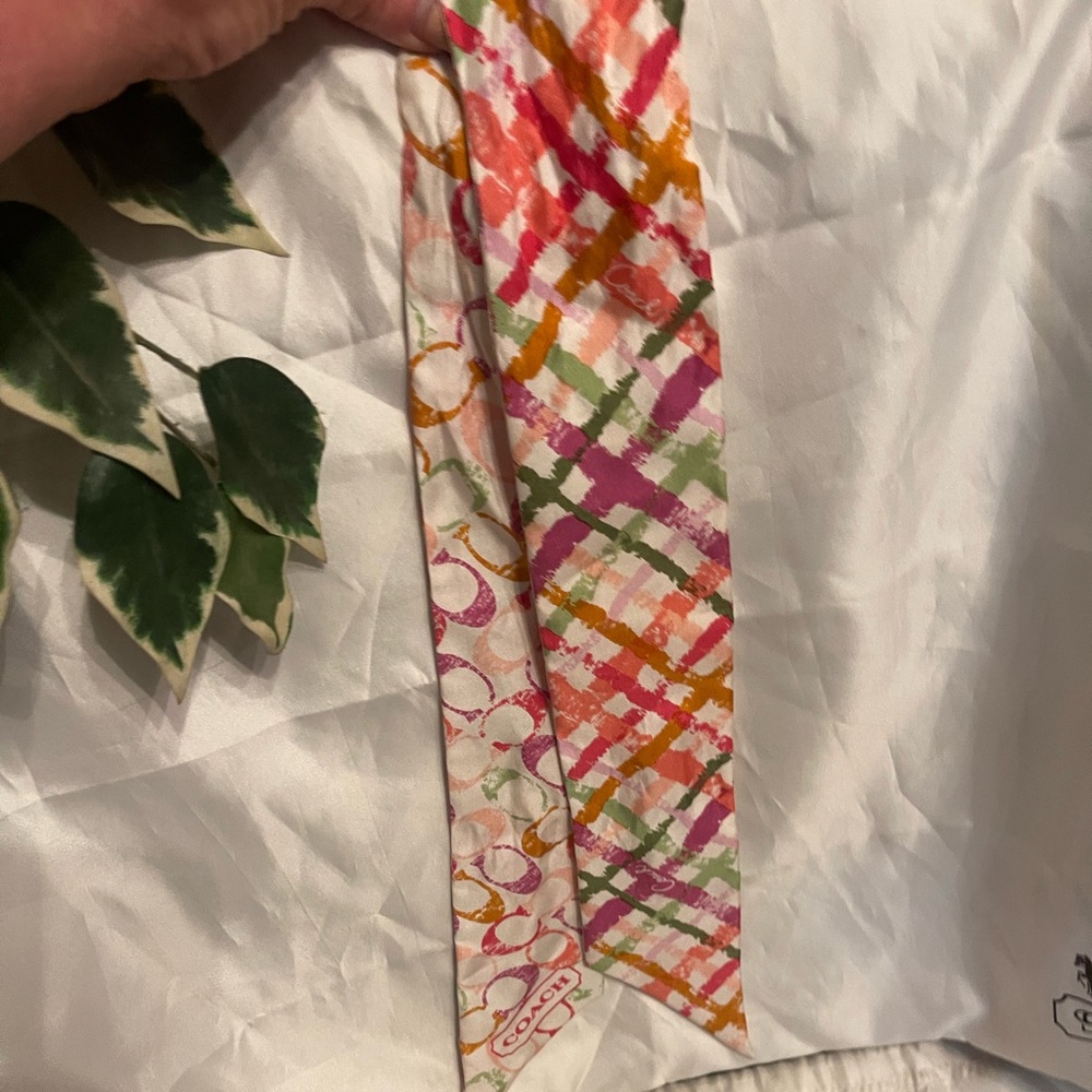 Coach Vintage Scarf - Picture 4 of 7